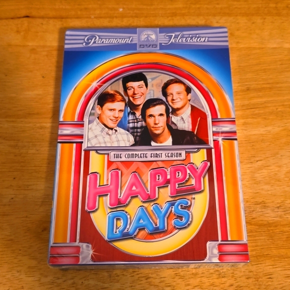 Happy Days - The Complete First Season by Paramount Television - Picture 1 of 6